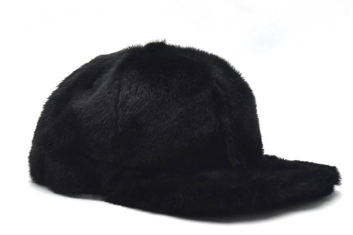 fur cap — image 3 of 7